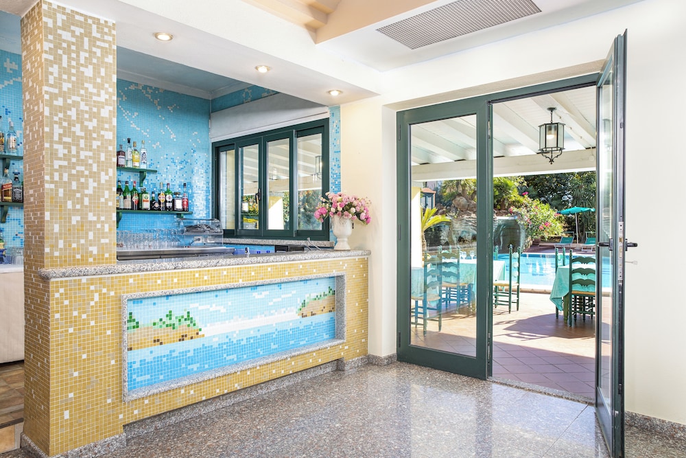 Hotel Maria Rosaria — Restaurant & bars in Orosei, Sardinia