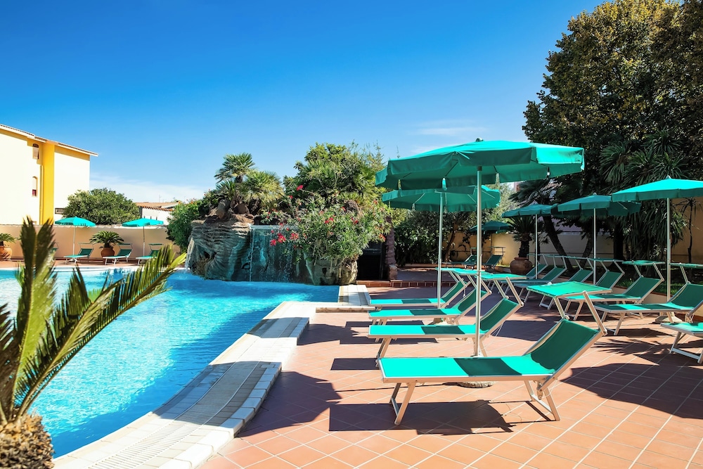 Hotel Maria Rosaria — Swimming pool in Orosei, Sardinia