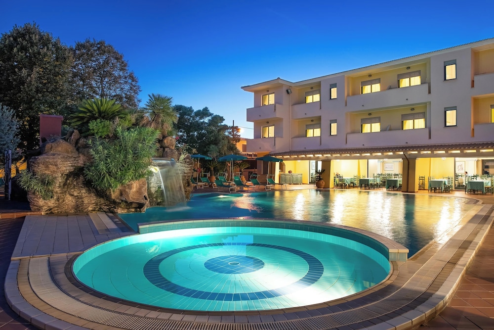 Hotel Maria Rosaria — Swimming pool in Orosei, Sardinia