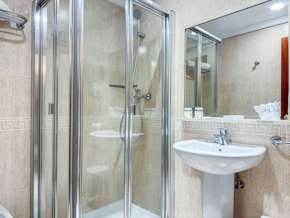 Torreluz Centro Hotel — Hotel rooms in Almeria, Andalusia