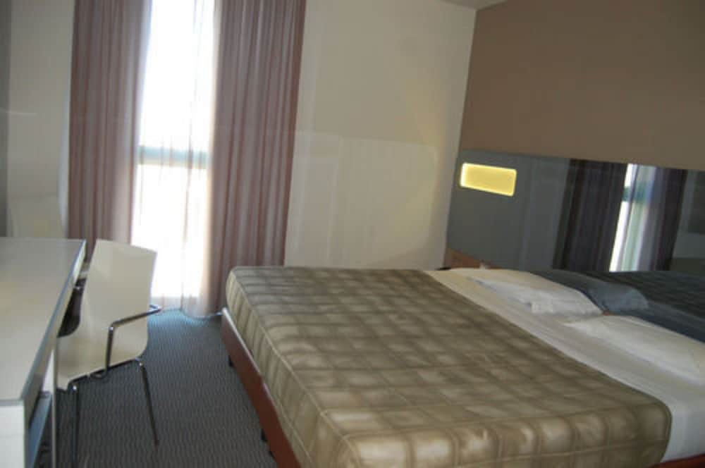Idea Hotel Plus Savona - zdjęcie 4