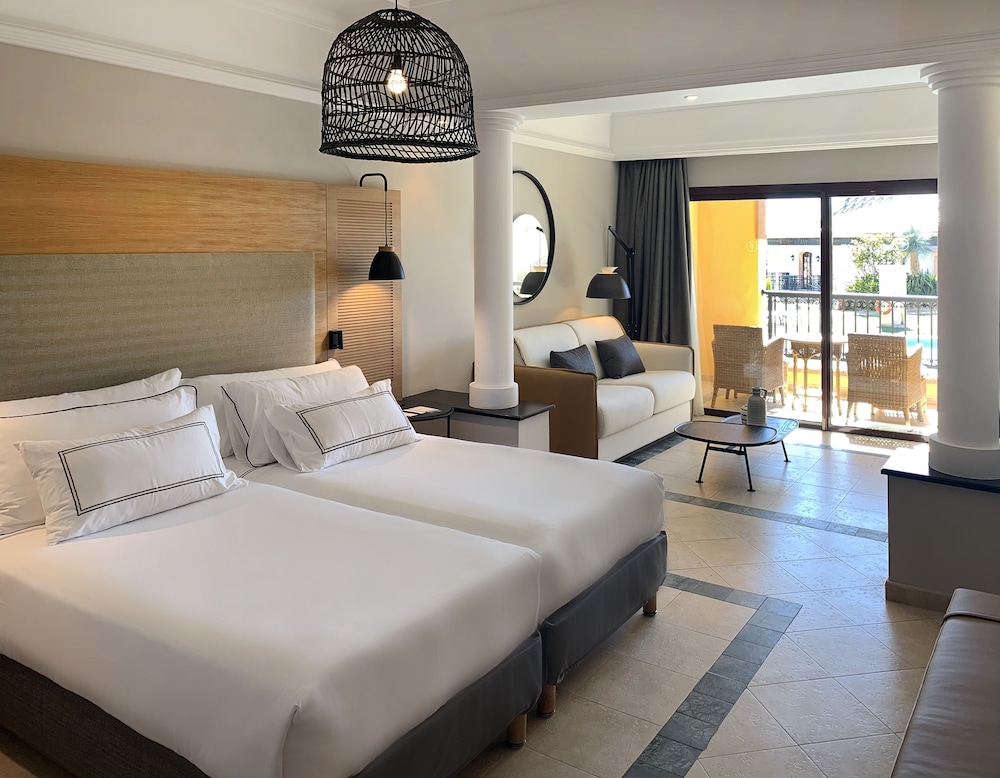 The Level at Melia Villaitana — Hotel rooms in Benidorm, Valencian Community