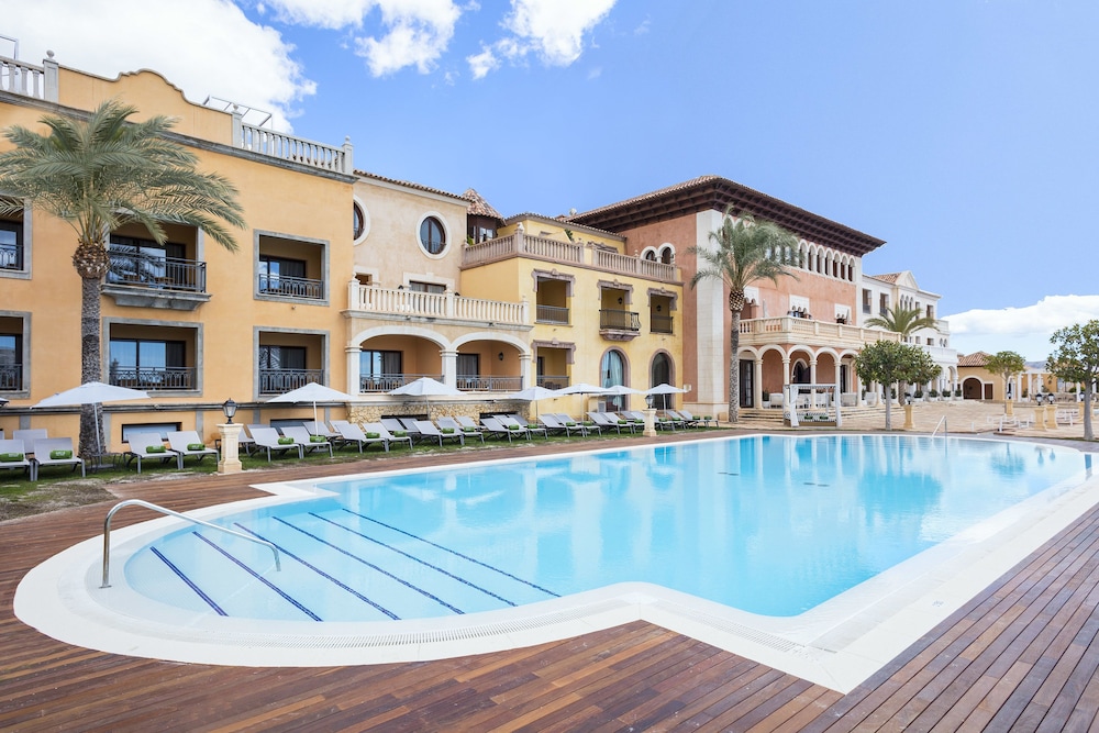 The Level at Melia Villaitana — Swimming pool in Benidorm, Valencian Community