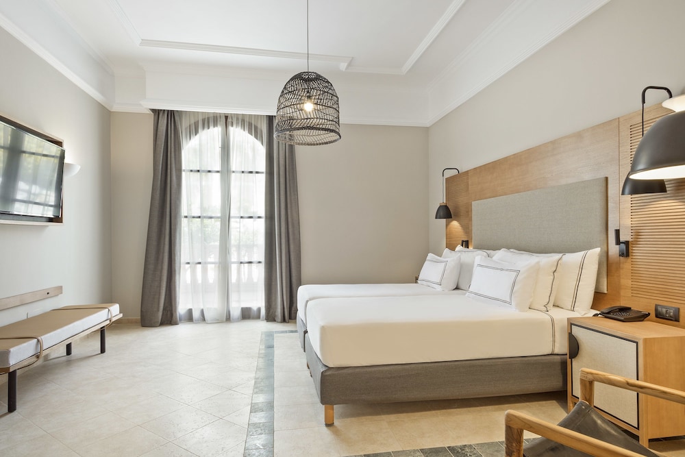 The Level at Melia Villaitana — Hotel rooms in Benidorm, Valencian Community