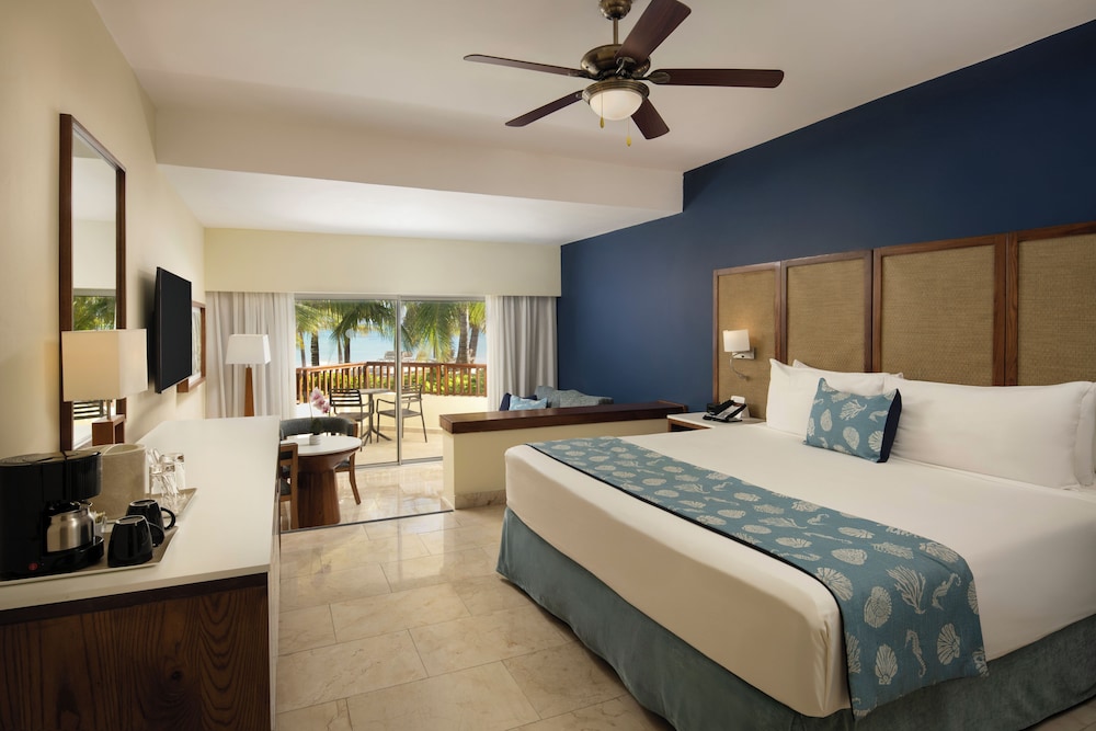 Impressive Premium Punta Cana — Hotel rooms in Bavaro, La Altagracia