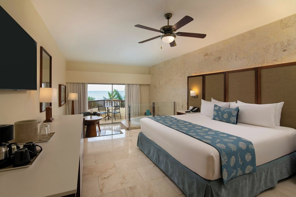 Impressive Premium Punta Cana — Hotel rooms in Bavaro, La Altagracia