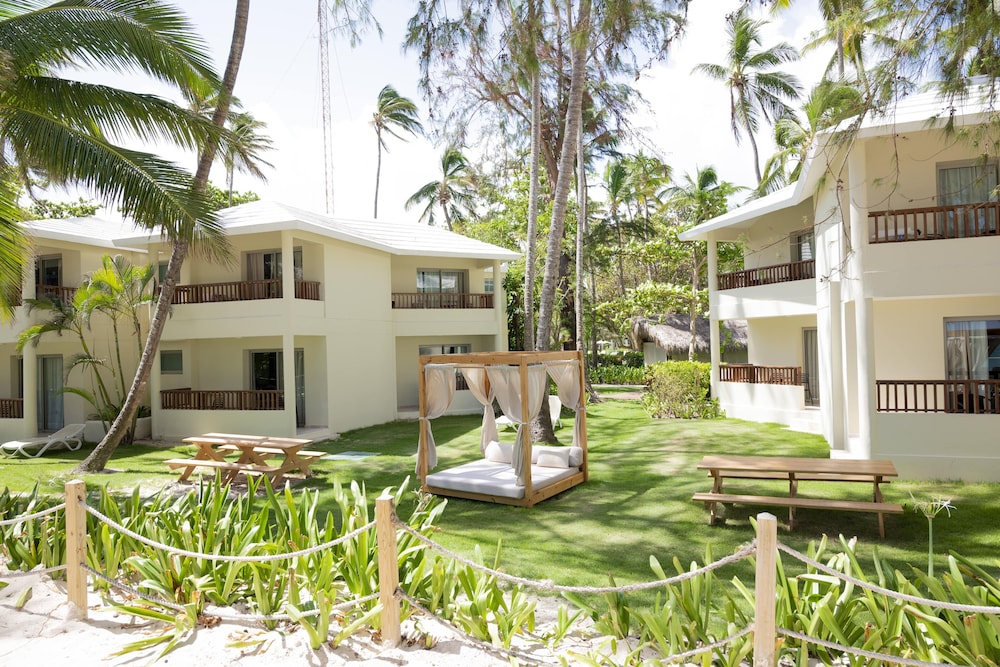 Impressive Premium Punta Cana — Hotel building in Bavaro, La Altagracia