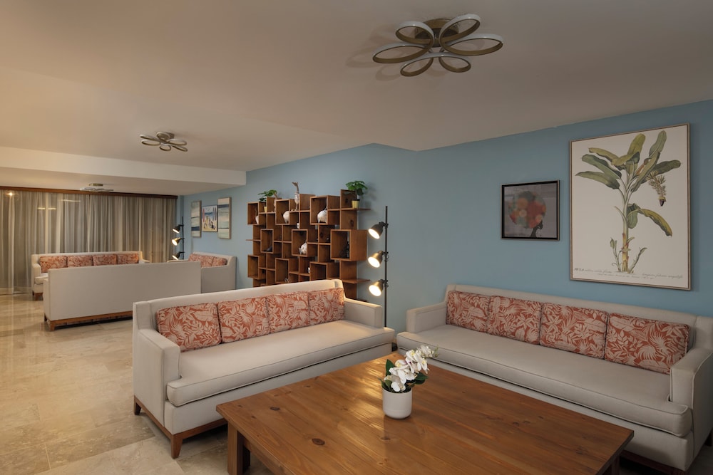 Impressive Premium Punta Cana — Hotel rooms in Bavaro, La Altagracia