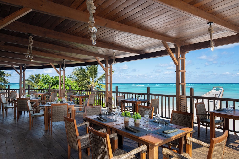 Impressive Premium Punta Cana — Restaurant & bars in Bavaro, La Altagracia