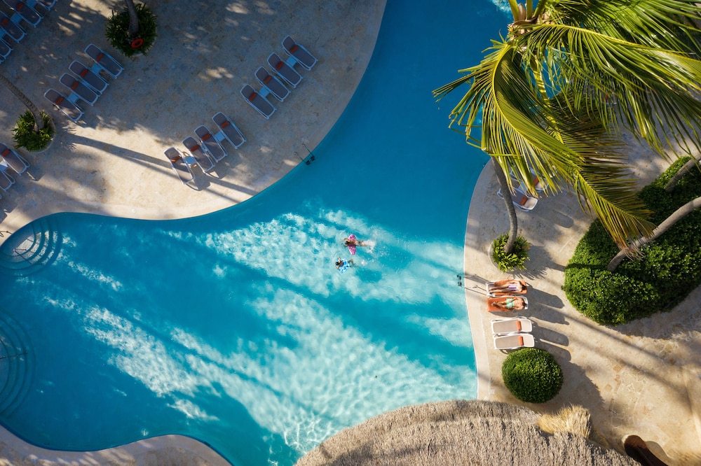 Impressive Premium Punta Cana — Swimming pool in Bavaro, La Altagracia