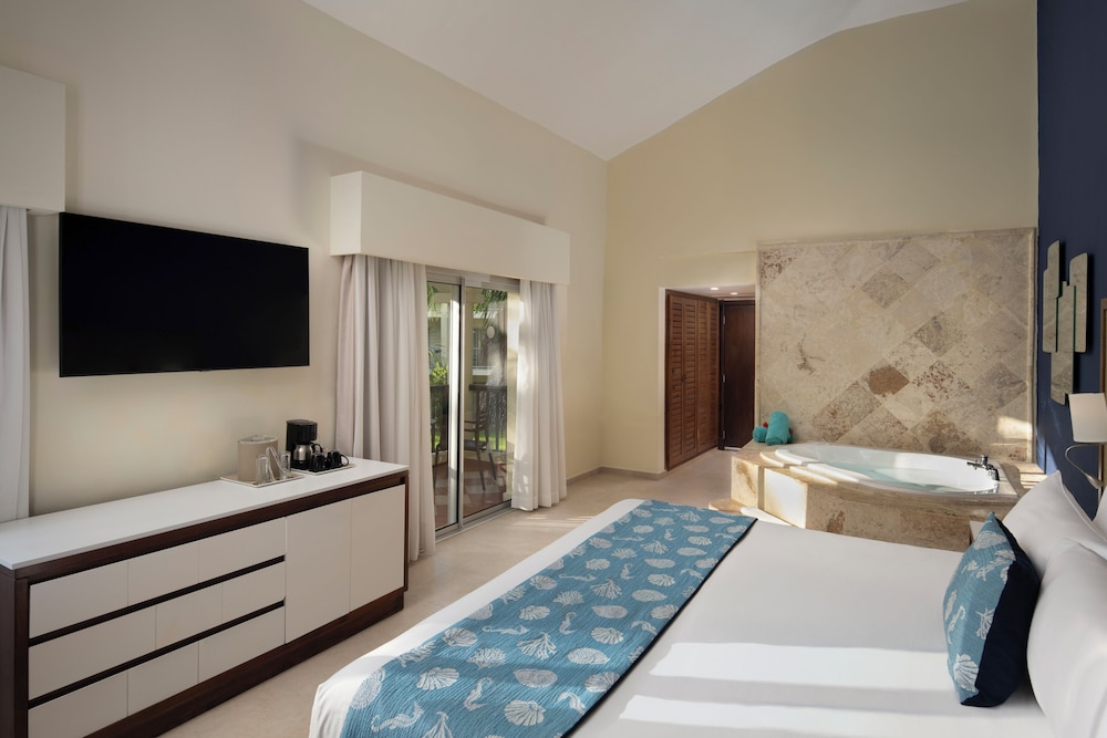 Impressive Premium Punta Cana — Hotel rooms in Bavaro, La Altagracia