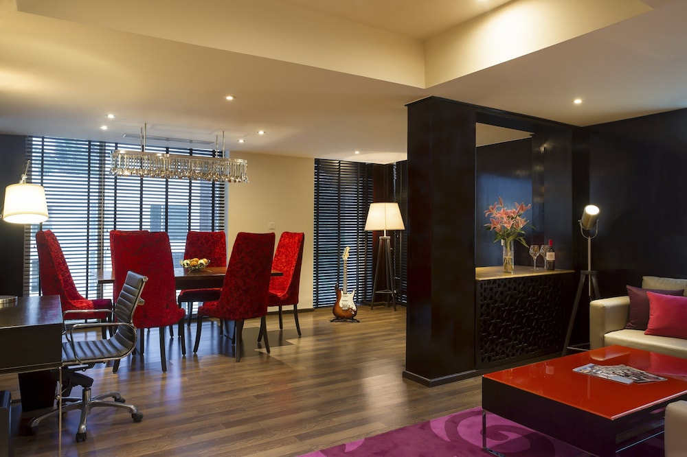 Hard Rock Hotel Goa Calangute — Hotel rooms in Calangute, Goa