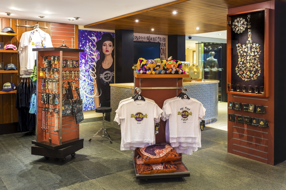 Hard Rock Hotel Goa Calangute — Restaurant & bars in Calangute, Goa