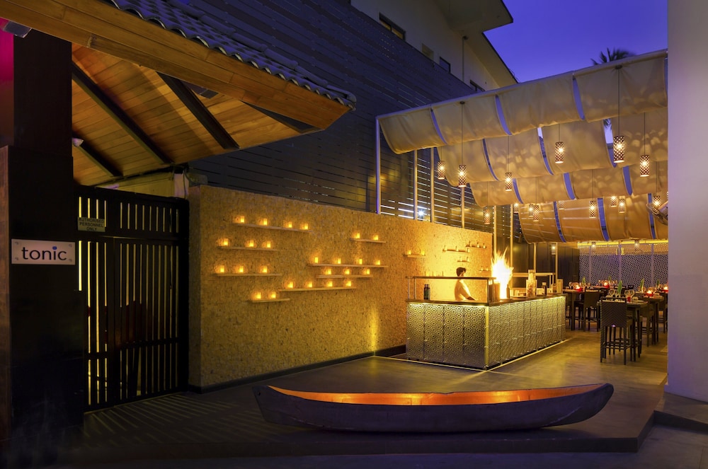 Hard Rock Hotel Goa Calangute — Restaurant & bars in Calangute, Goa