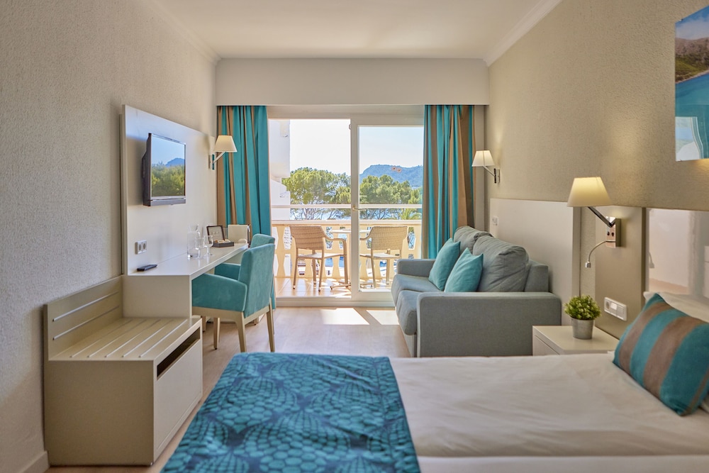 Universal Hotel Lido Park & Spa — Hotel rooms in Peguera, Balearic Islands