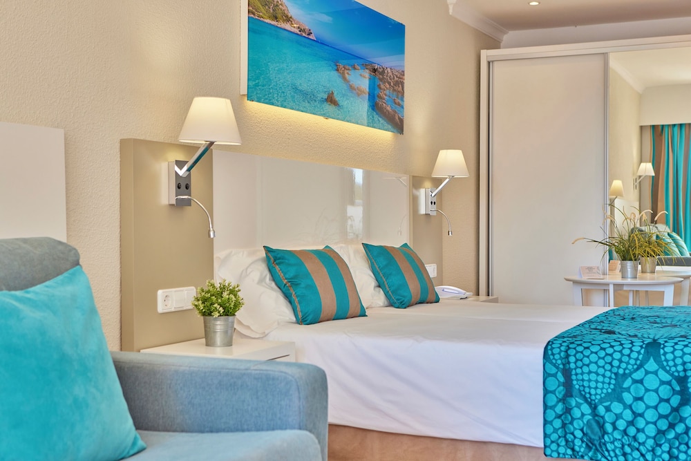 Universal Hotel Lido Park & Spa — Hotel rooms in Peguera, Balearic Islands