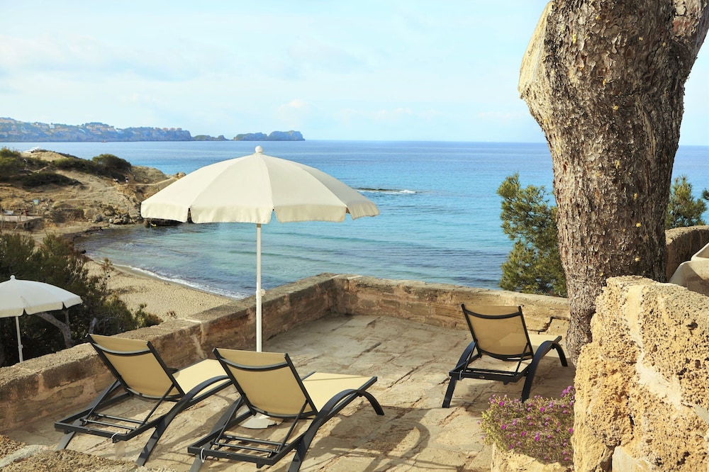 Universal Hotel Lido Park & Spa — Beach in Peguera, Balearic Islands
