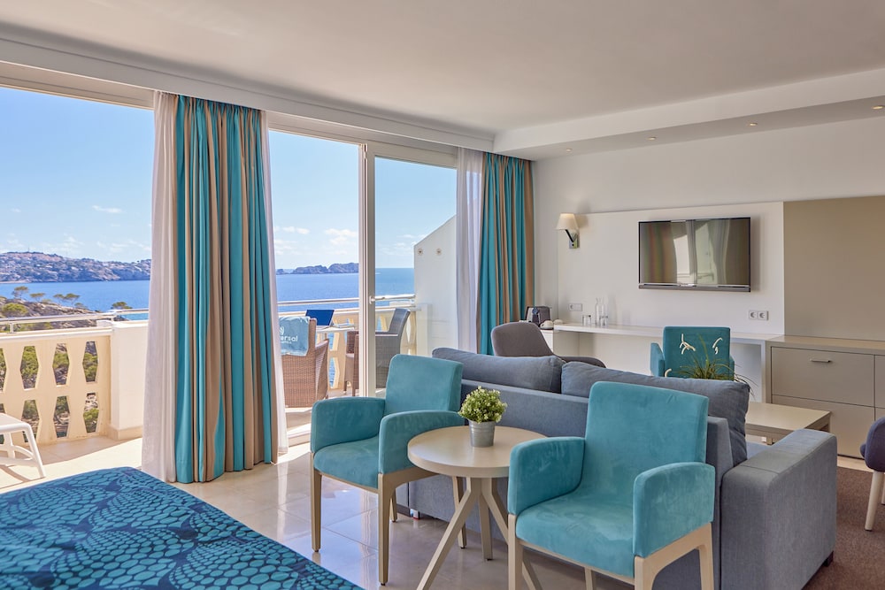 Universal Hotel Lido Park & Spa — Hotel rooms in Peguera, Balearic Islands