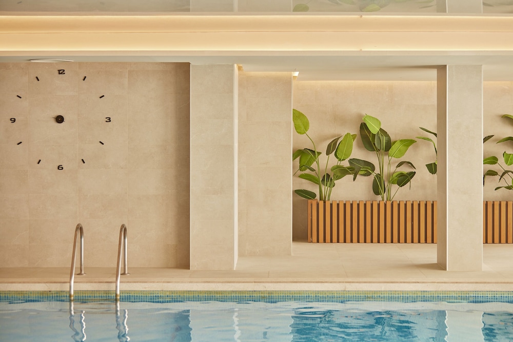 Universal Hotel Lido Park & Spa — Swimming pool in Peguera, Balearic Islands