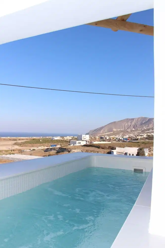 Emerald Collection Suites — Swimming pool in Karterados, South Aegean