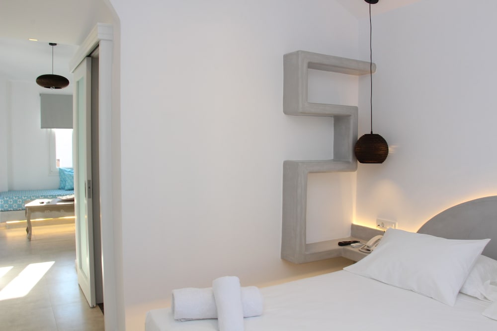 Emerald Collection Suites — Hotel rooms in Karterados, South Aegean