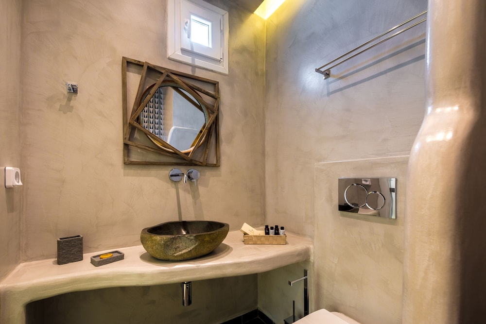 Emerald Collection Suites — Hotel rooms in Karterados, South Aegean