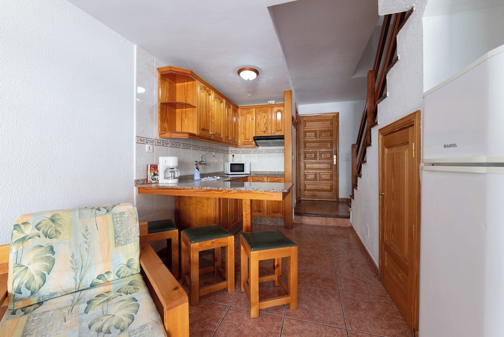Apartamentos Montecarlo — Hotel rooms in Puerto Rico, Canary Islands