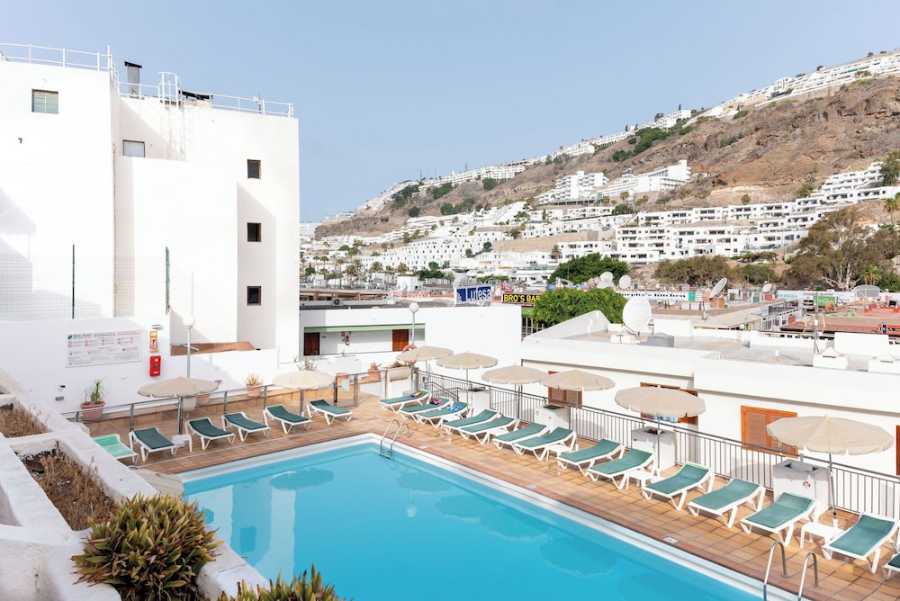 Apartamentos Montecarlo — Main photo in Puerto Rico, Canary Islands
