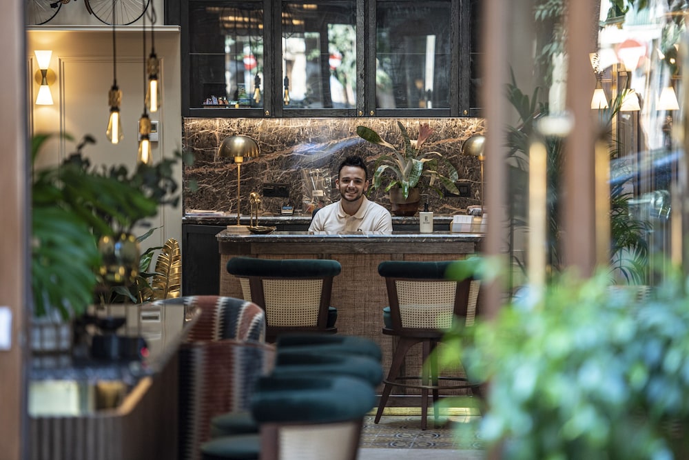 Palma Suites Aparthotel — Restaurant & bars in Palma de Mallorca, Balearic Islands