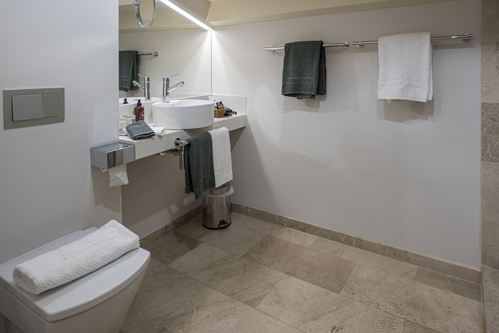 Palma Suites Aparthotel — Hotel rooms in Palma de Mallorca, Balearic Islands