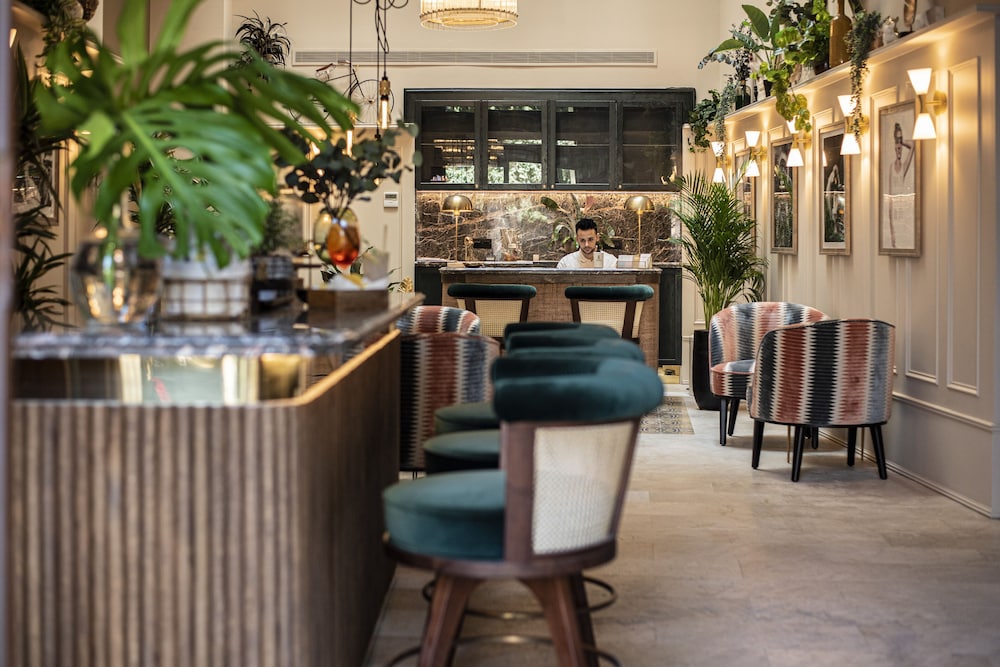 Palma Suites Aparthotel — Restaurant & bars in Palma de Mallorca, Balearic Islands