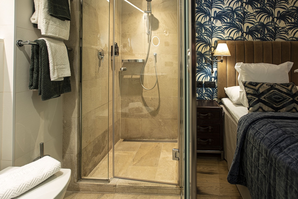 Palma Suites Aparthotel — Hotel rooms in Palma de Mallorca, Balearic Islands