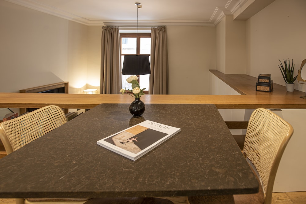 Palma Suites Aparthotel — Hotel rooms in Palma de Mallorca, Balearic Islands