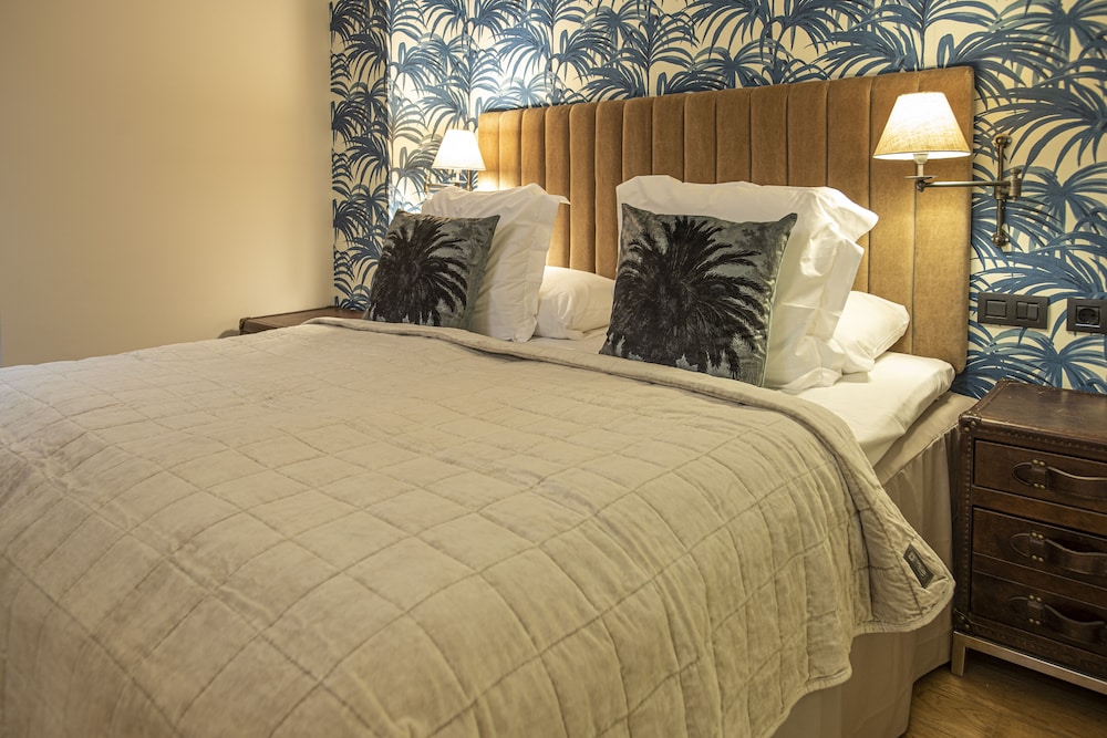 Palma Suites Aparthotel — Hotel rooms in Palma de Mallorca, Balearic Islands