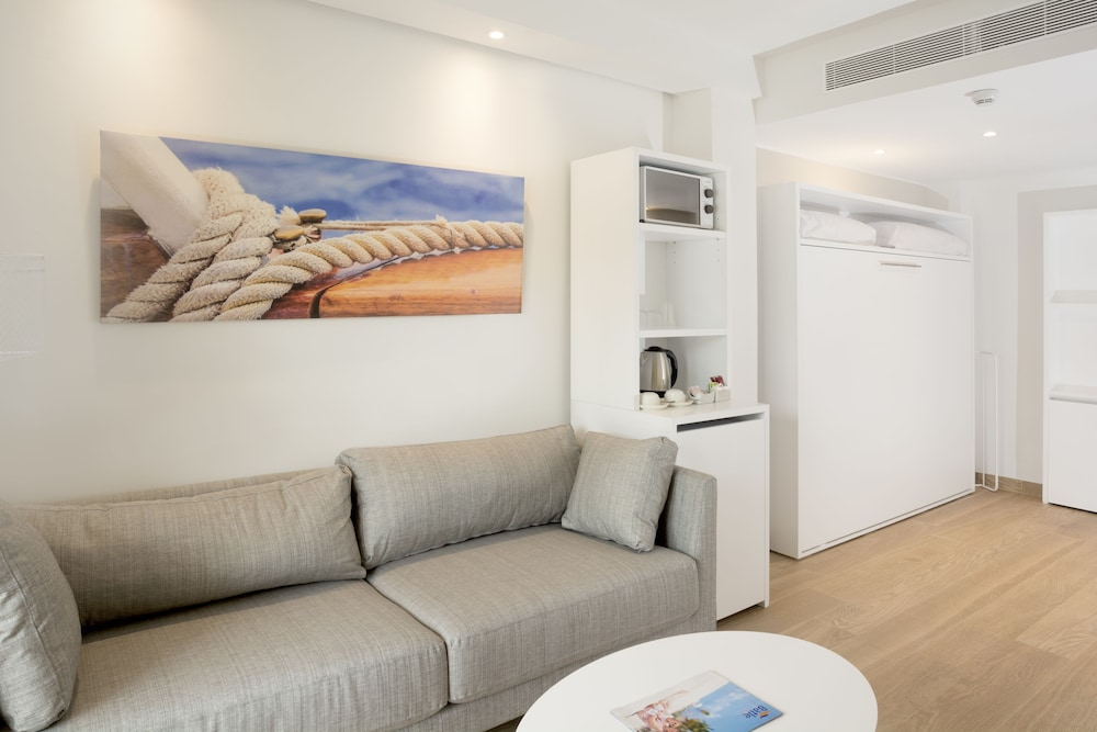 Mar Hotels Playa Mar & Spa — Hotel rooms in Puerto Pollensa, Balearic Islands