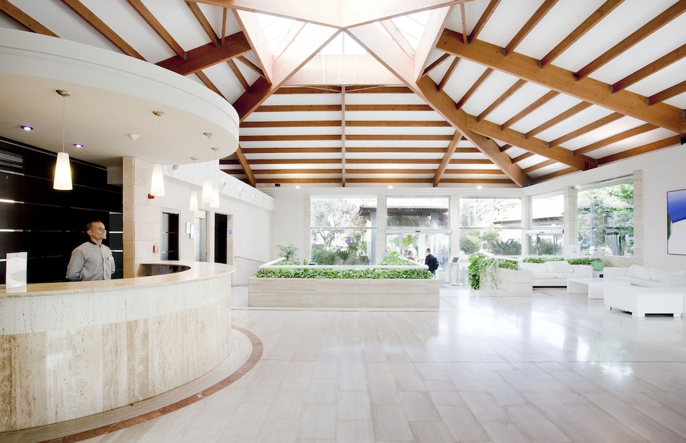 Mar Hotels Playa Mar & Spa — Hotel building in Puerto Pollensa, Balearic Islands