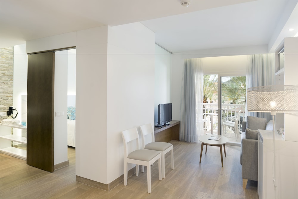 Mar Hotels Playa Mar & Spa — Hotel rooms in Puerto Pollensa, Balearic Islands