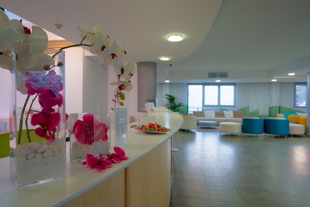 Relaxia Lanzaplaya — Hotel building in Puerto del Carmen, Canary Islands