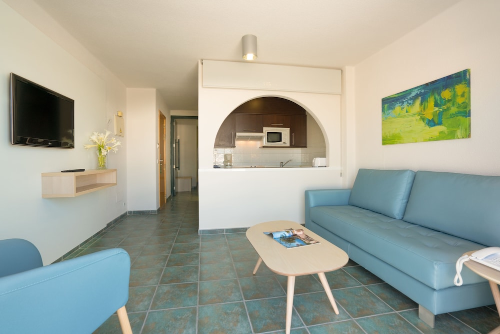 Relaxia Lanzaplaya — Hotel rooms in Puerto del Carmen, Canary Islands