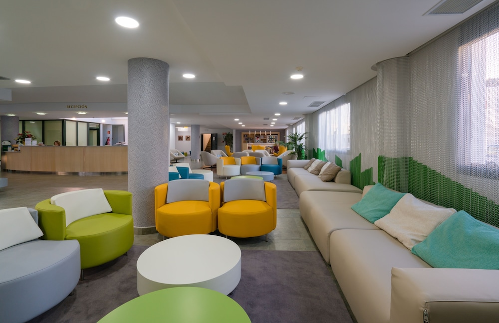Relaxia Lanzaplaya — Hotel building in Puerto del Carmen, Canary Islands