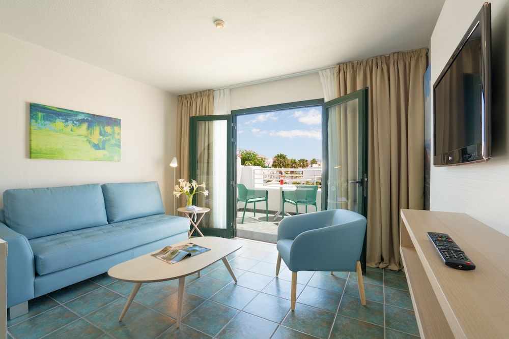 Relaxia Lanzaplaya — Hotel rooms in Puerto del Carmen, Canary Islands