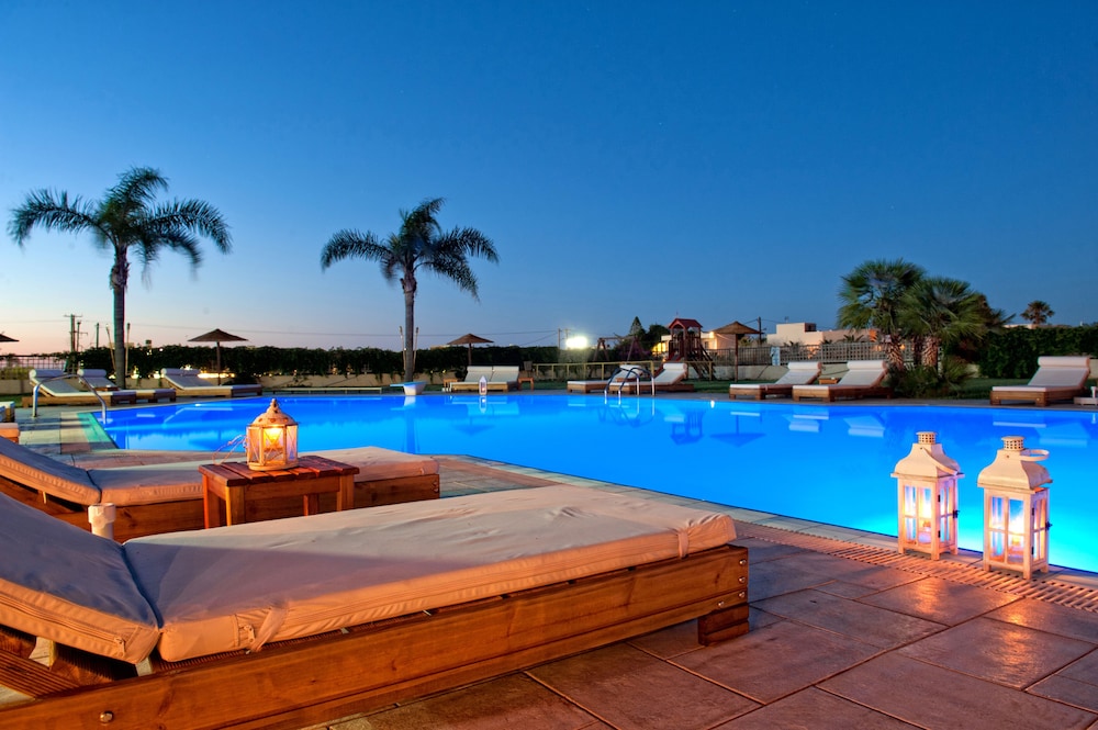 Socrates Hotel Malia Beach — Swimming pool in Malia