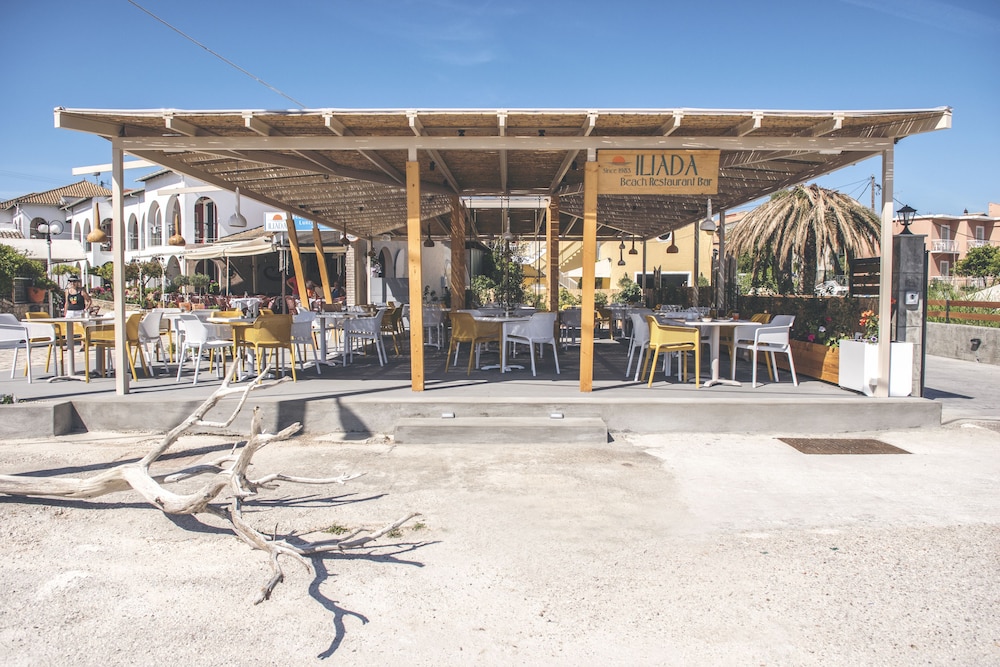 Iliada Beach Hotel — Restaurant & bars in Gouvia, Ionian Islands