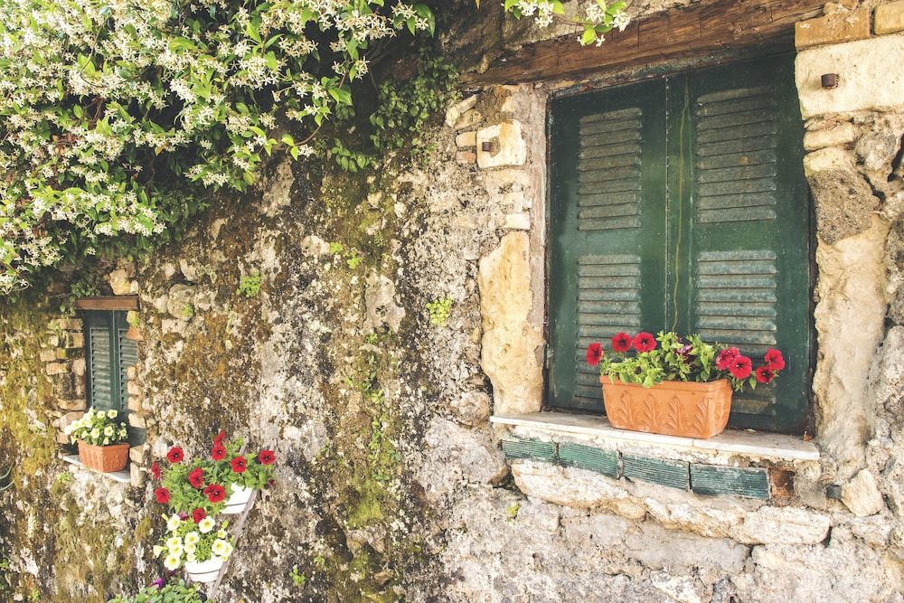 Iliada Beach Hotel — Hotel building in Gouvia, Ionian Islands