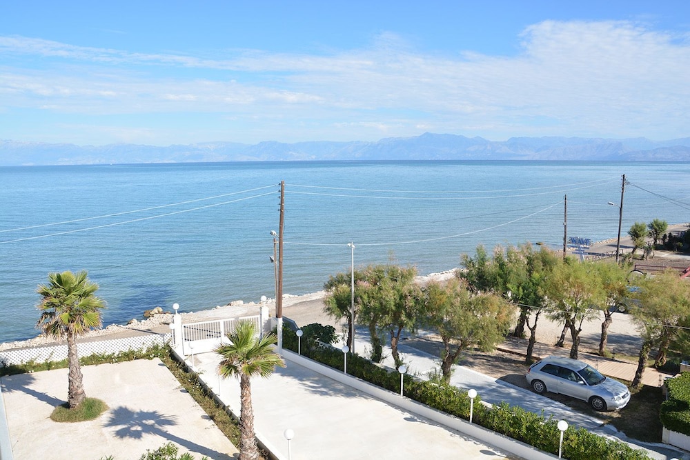 Sidari Beach Hotel — Beach in Sidari, Ionian Islands
