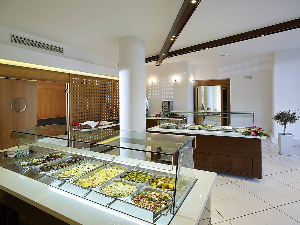 Eleftheria Hotel — Restaurant & bars in Chania