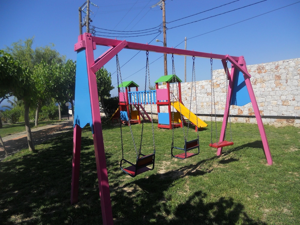 Eleftheria Hotel — Attractions for children in Chania
