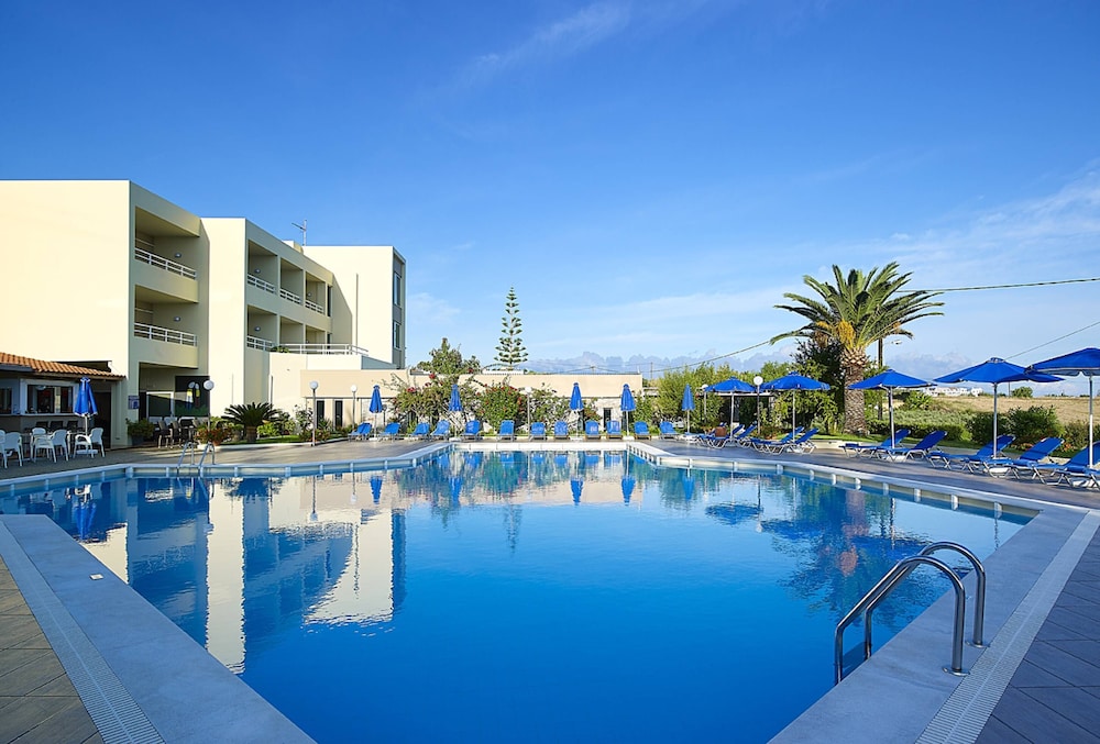 Eleftheria Hotel — Main photo in Chania