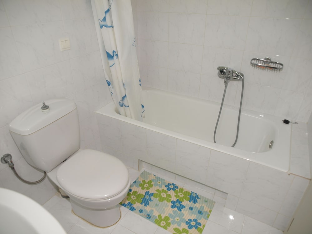 Eleftheria Hotel — Hotel rooms in Chania