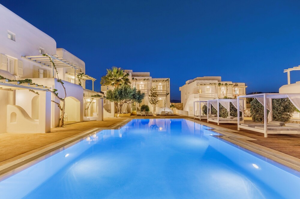 Corfos Hotel — Swimming pool in Ornos, South Aegean